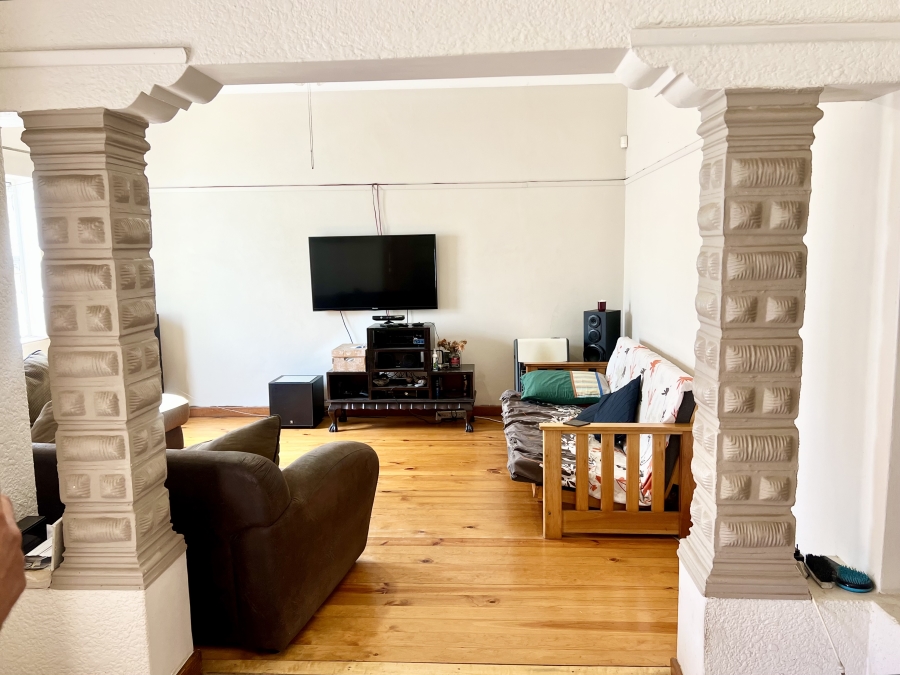 2 Bedroom Property for Sale in Fairfield Estate Western Cape